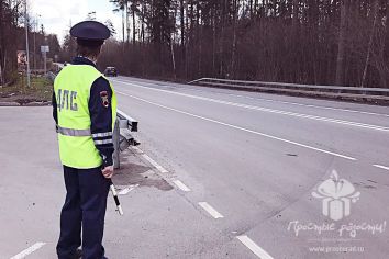 В нашем представлении праздник должен быть запоминающимся. Именно поэтому агентство «Простые Радости» придумывает и организует оригинальные поздравления с самыми разными праздниками. Розыгрыш разнообразит День Рождения, Годовщину свадьбы... Сюрпризы на дороге праздничные розыгрыши с участием инспекторов ДПС, Розыгрыш ДПС, Розыгрыш заказать, Розыгрыш заказать Москва, Поздравление розыгрыш, Сюрприз розыгрыш